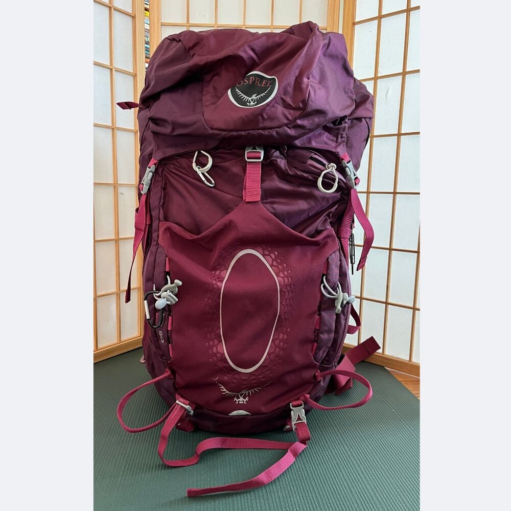 NWOT - OSPREY - Aura 50 - Hiking Backpack - W/M
